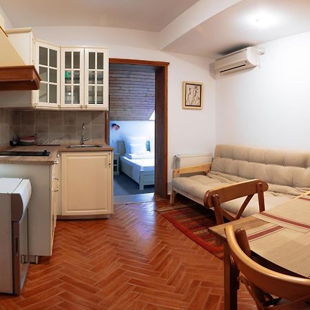 Zumzet Acomodação com café da manhã Şelimbăr Exterior foto