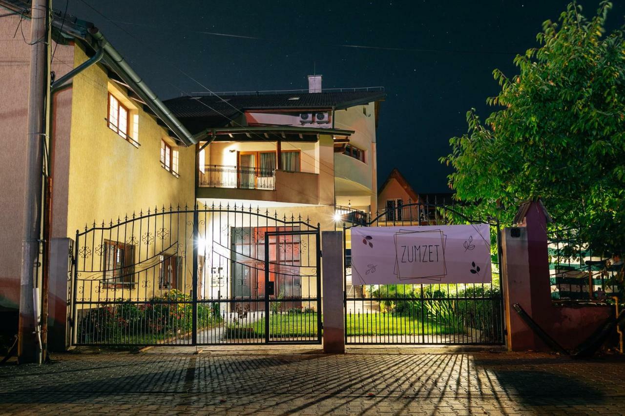Zumzet Acomodação com café da manhã Şelimbăr Exterior foto